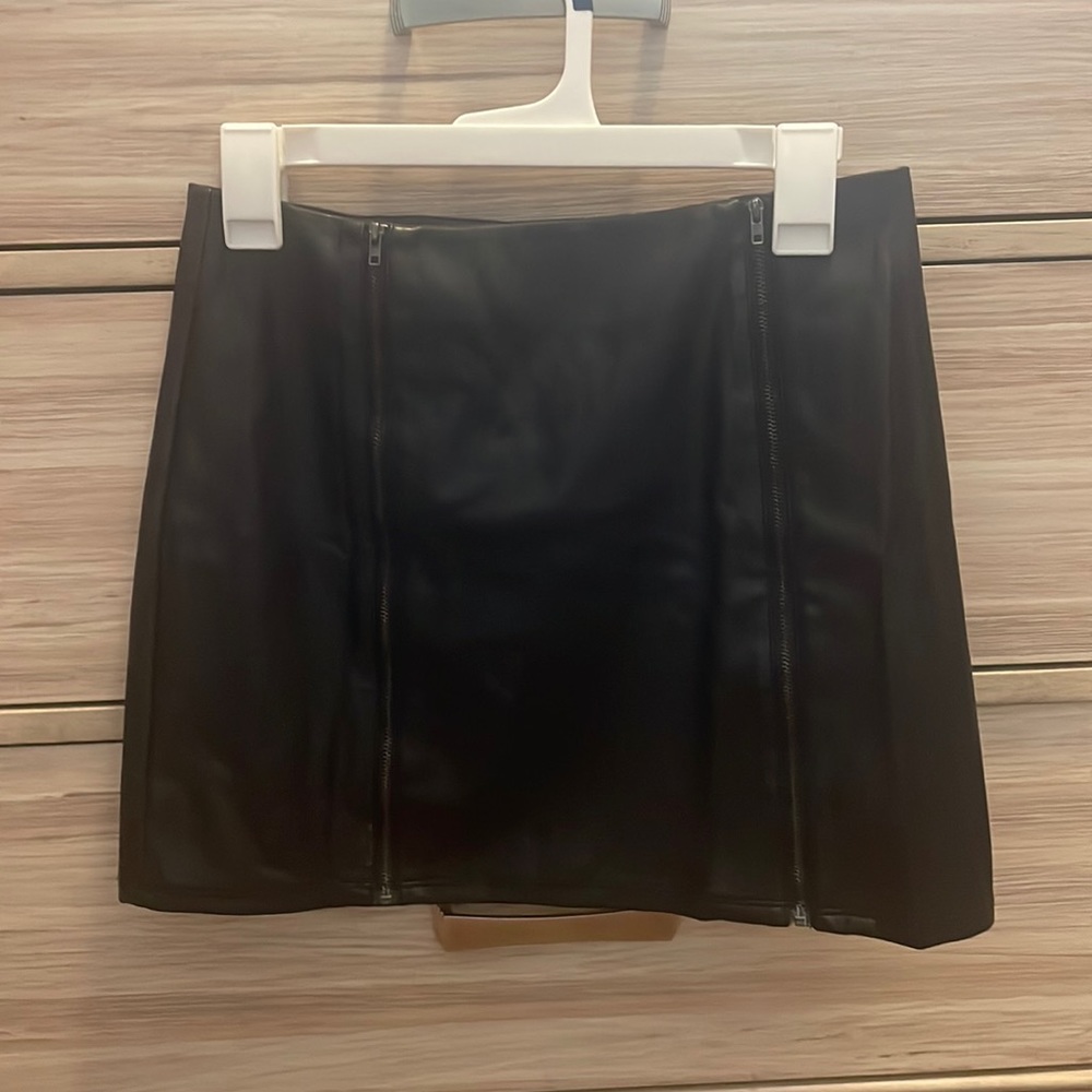 Kendall and Kylie leather skirt